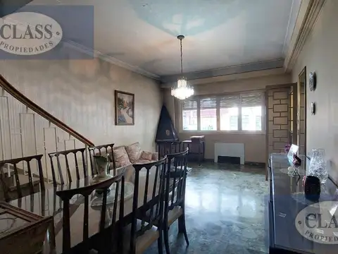 Casa en Venta en Flores, USD 320.000