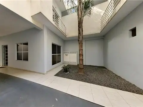 Avenida H. Yrigoyen al 9700