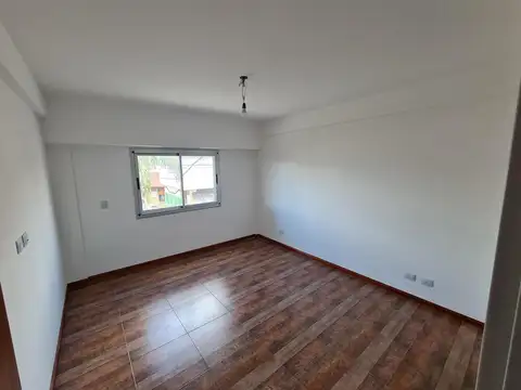 Departamento en Venta en Villa Luzuriaga, USD 80.000