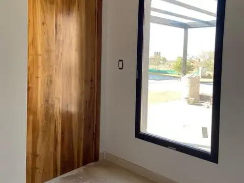 Casa en Alquiler de 3 dormitorios