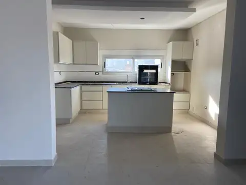 Casa en Alquiler al Noreste