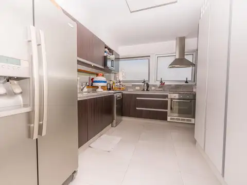 Departamento en Venta de 4 dormitorios