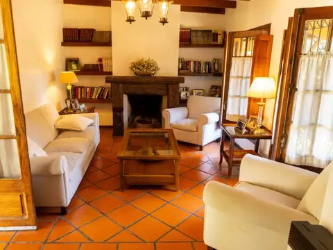 Casa en callejón privado, La Puntilla, Luján
