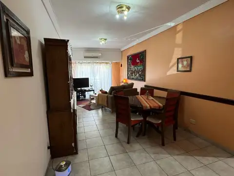Depto Tipo Casa 5 ambientes con 1 baño