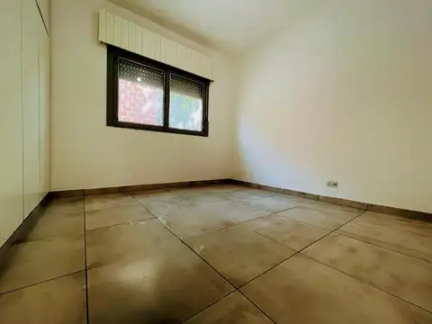 Calle Blasco Ibañez 2400