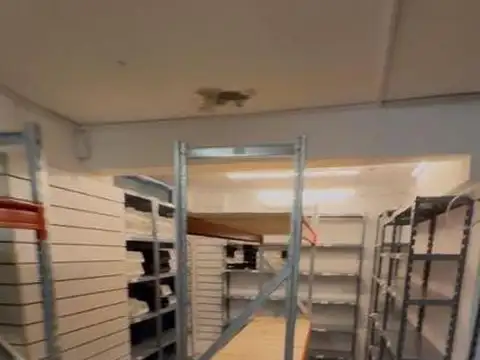 Av. Cabildo 2280. Entre Olazabal y Mendoza