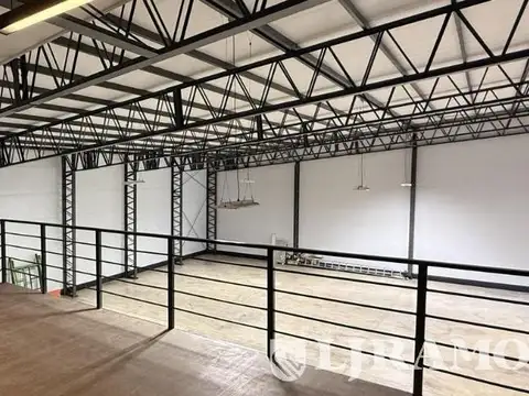 Avenida Pavón al 700