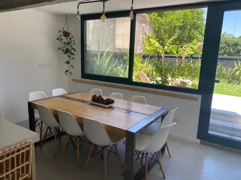 Depto Tipo Casa en Venta 5 años