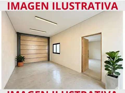 Casa en Venta con 3 cocheras