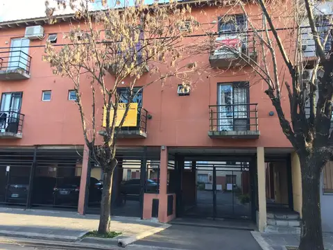 Departamento monoambiente en planta baja