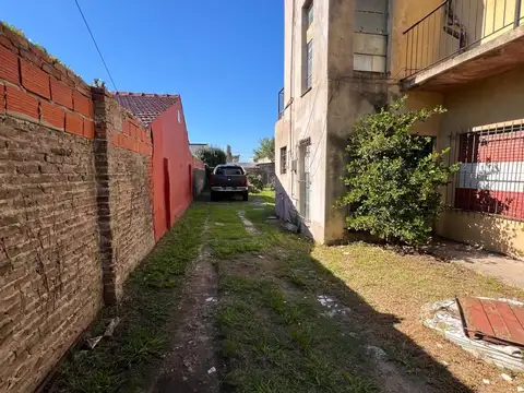 VENTA CASA 4 AMBIENTES VILLA LUZURIAGA