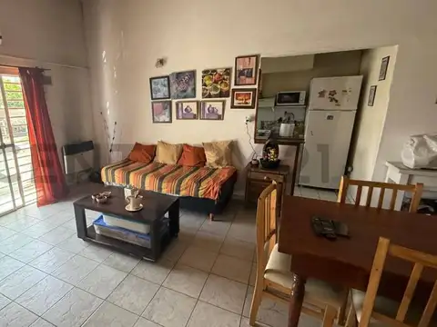 DEPARTAMENTO EN VENTA,   Tolosa,  La Plata