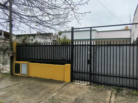 EXCELENTE PH AL FRENTE DE 2 AMB AMPLIO C/COCHERA