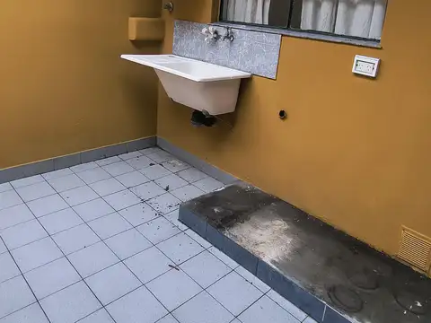 Depto Tipo Casa 2 ambientes con 1 baño