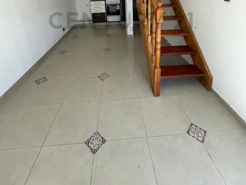 Depto Tipo Casa en Venta de 2 ambientes