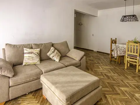Departamento 4 ambientes con 2 baños