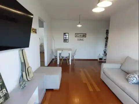 DEPARTAMENTO LUMINOSO 3 AMBIENTES