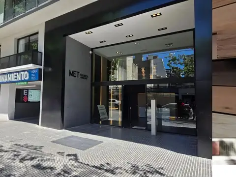 Corrientes 1900, Piso 8