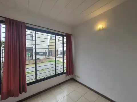 Depto Tipo Casa en Venta de 1 dormitorio
