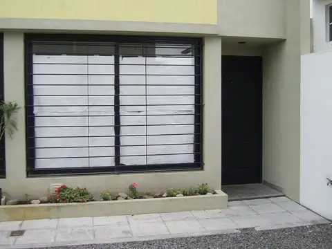 Depto Tipo Casa en Venta de 2 ambientes
