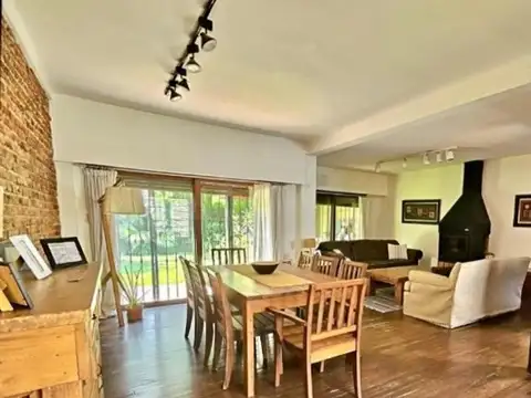 Casa en Venta al Oeste