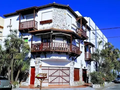 Berutti y Avenida Patricio Peralta Ramos