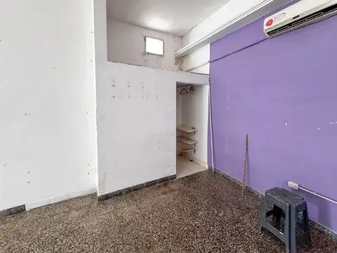 Local en Venta cerca de estación de tren en Villa Ballester