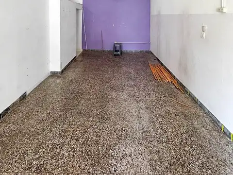Local en Venta 60 años
