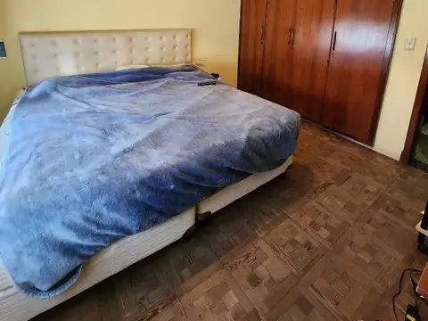 DEPTO T/CASA EN VENTA LOS ANDES 1300 BERNAL