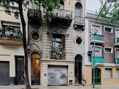 Tacuarí e/ Avenida Juan de Garay y Cochabamba