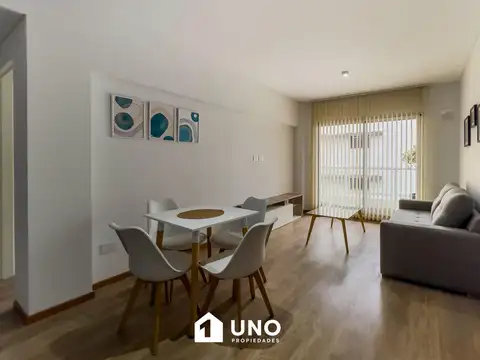 1º de Mayo y Zeballos - Amplio Dpto de 1 Dormitorio Externo. 