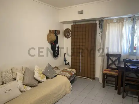 16 y 71. VENTA DEPARTAMENTO 1 DORMITORIO