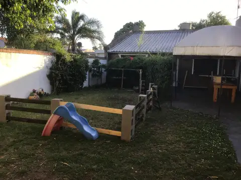 Muy Buena Casa en Venta Moron - Ideal 2 Familias