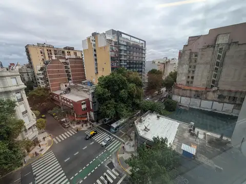 Alquiler/Venta de Excelente Oficina en el Centro