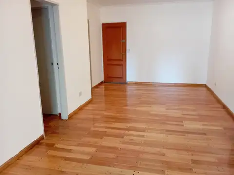 Departamento Alquiler. A mts de Gob Ugarte y 1 c/ de Av. Maipú