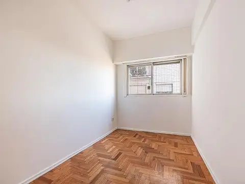 Departamento en Venta en Coghlan, USD 120.000