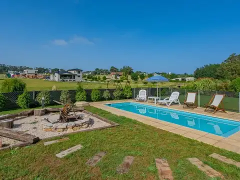 Casa en Venta en Barrancas De San Benito, USD 240.000