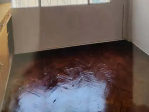 Oficina 3 ambientes con 1 baño