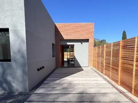 Casa en Venta en City Bell, USD 238.000