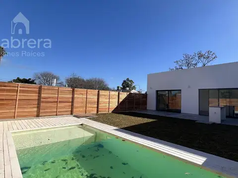 Venta de Casa de 3 dormitorios, en City Bell