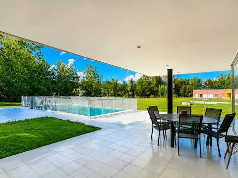 Casa en Venta en San Joaquin, USD 345.000