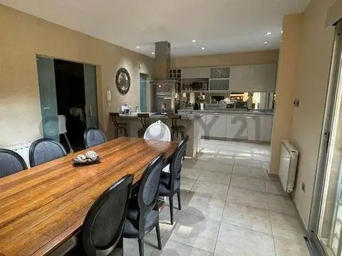 Casa en Venta en Barrio Parque Leloir, Partido de Ituzaingó