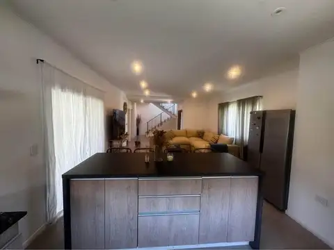 Casa en Venta en Pilar Centro, USD 180.000