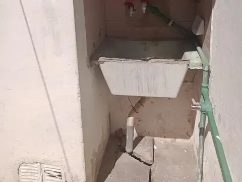 Depto Tipo Casa en Venta en José León Suárez, USD 40.000
