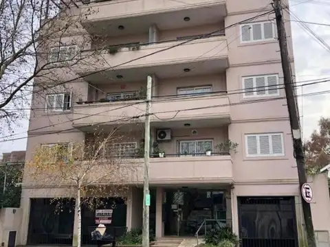 Departamento en Venta 2 ambientes en el centro de Adrogue