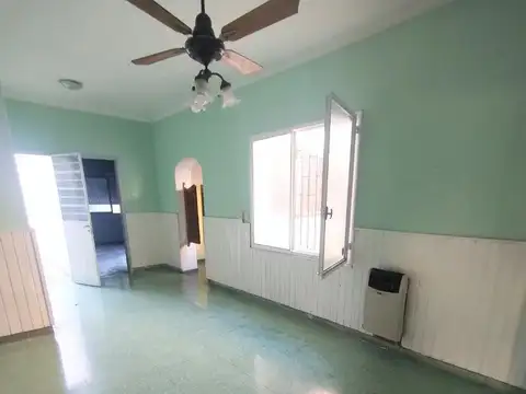 Casa a Reciclar o Demoler en venta