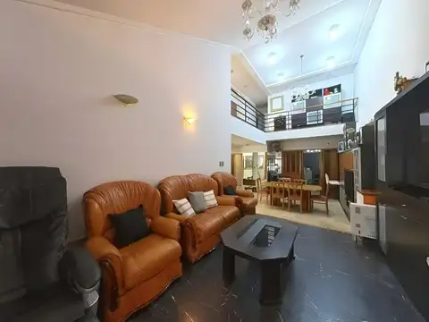 Casa en Venta en Velez Sarsfield, USD 350.000