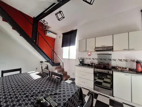 PH céntrico en Campana – Apto escritura y financiación