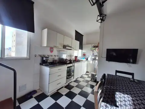 PH céntrico en Campana – Apto escritura y financiación