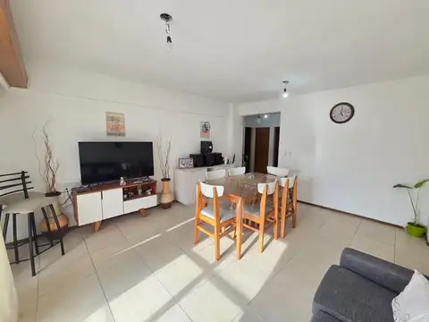 VENTA DEPARTAMENTO DOS DORMITORIOS CENTRO